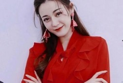 迪丽热巴娱乐吃瓜君是谁,揭秘明星幕后趣闻